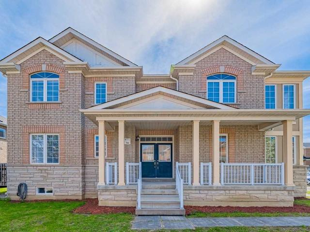 16 Silvershadow Terr