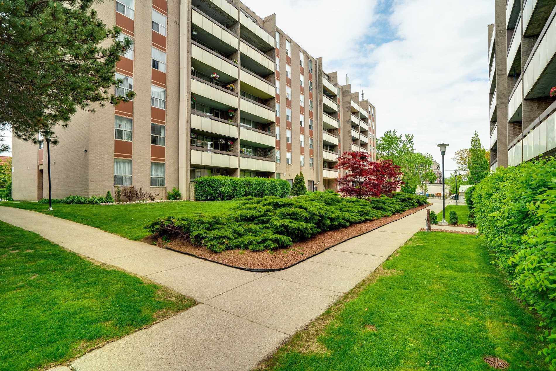 312 3621 Lakeshore Blvd W, Etobicoke Sold, W5642356 Condos.ca