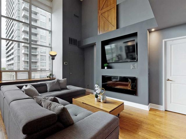 303 - 300 Manitoba St