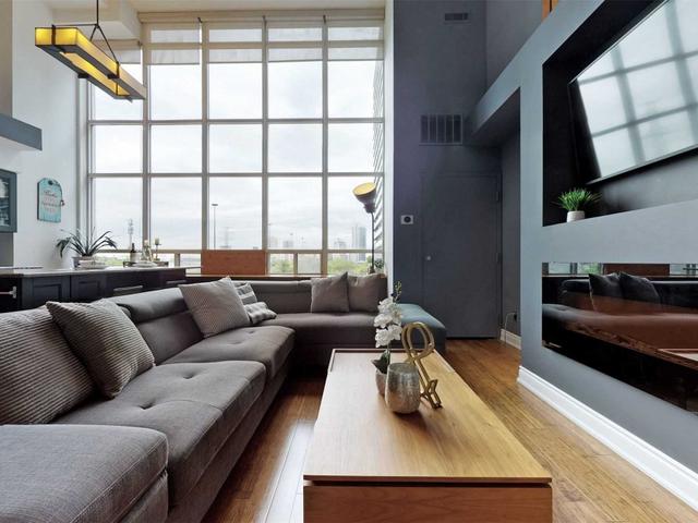 303 - 300 Manitoba St