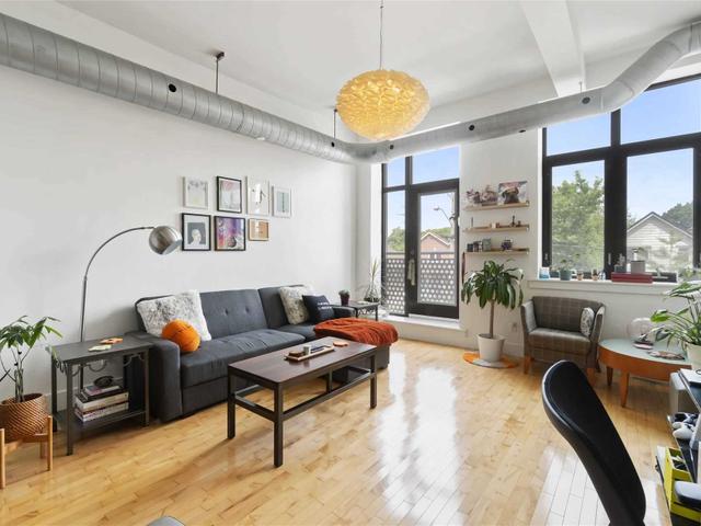 201 - 99 Chandos Ave