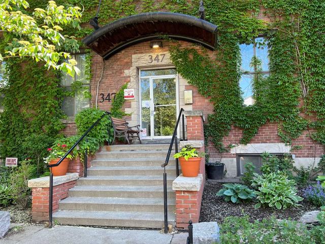 116 - 347 Sorauren Ave