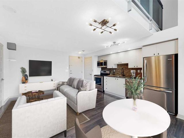 212 - 215 Queen St E