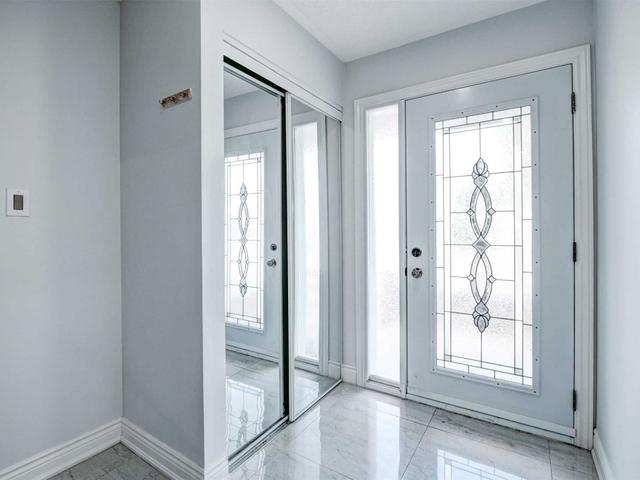 7648 Roselle Cres