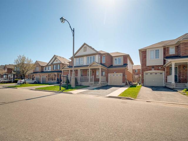 59 Tawnie Cres
