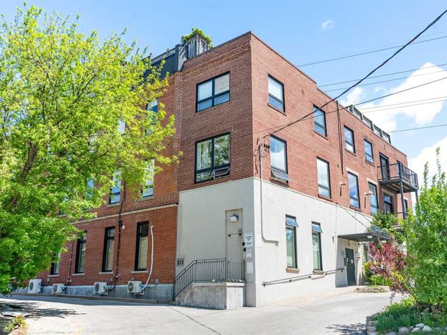 10 - 121 Prescott Ave