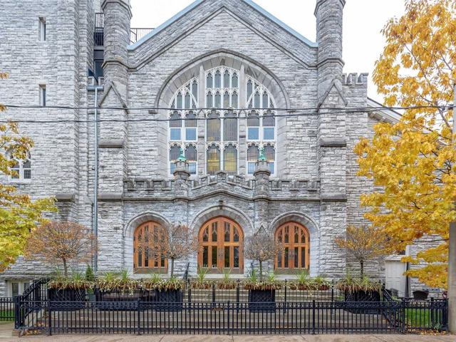 307 - 384 Sunnyside Ave