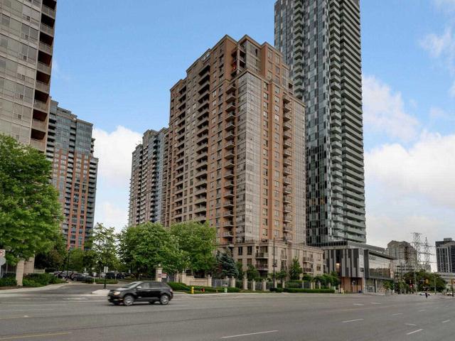 227 - 5233 Dundas St W