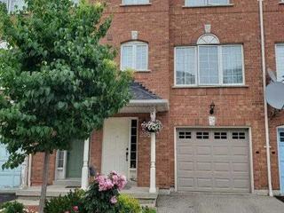 205 - 80 Acorn Pl