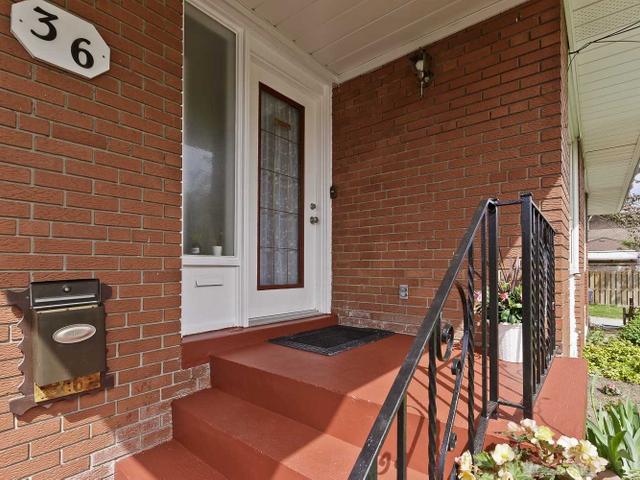 36 Callowhill Dr