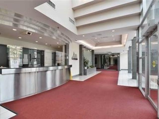 2106 - 265 Enfield Pl