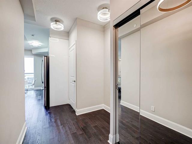 2501 - 33 Shore Breeze Dr