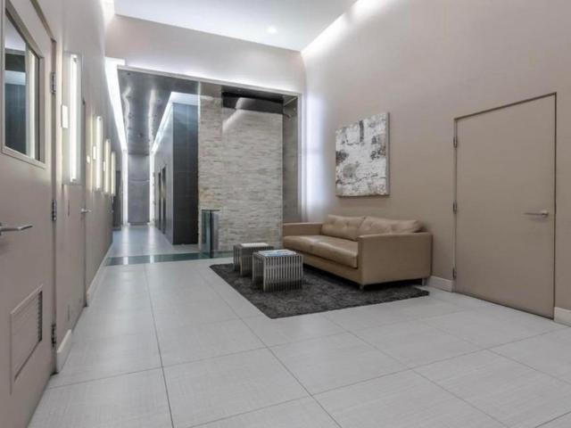 509 - 1050 The Queensway Ave