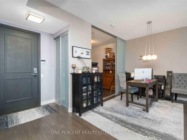 1806 - 90 Park Lawn Rd