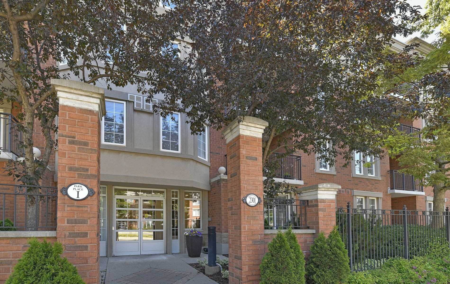 211 2301 Parkhaven Blvd, Oakville Sold, W5669910 Condos.ca