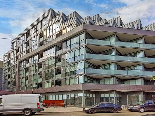 302 - 36 Howard Park Ave