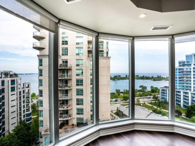 1502 - 2111 Lakeshore Blvd W