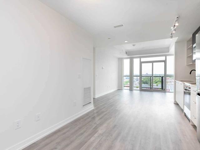 816 - 2300 St. Clair Ave W