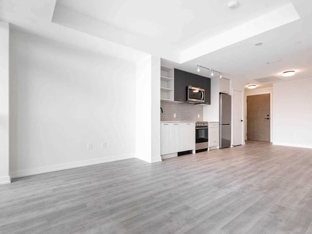 816 - 2300 St. Clair Ave W