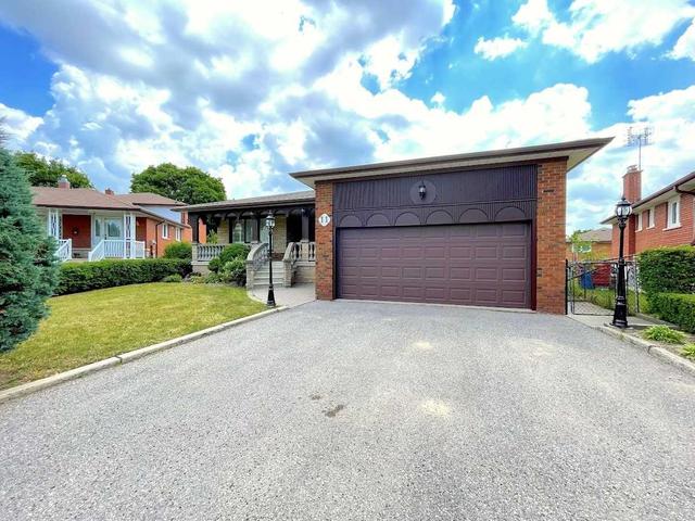 11 Wheelwright Cres