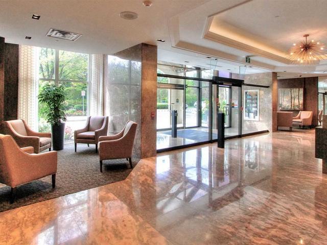 1407 - 1800 The Collegeway Way