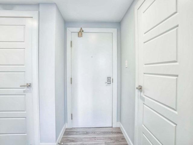 309 - 3695 Kaneff Cres