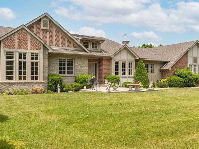 895 Mississauga Heights Dr