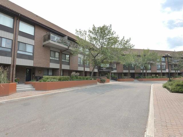 609 - 1000 Cedarglen Gate