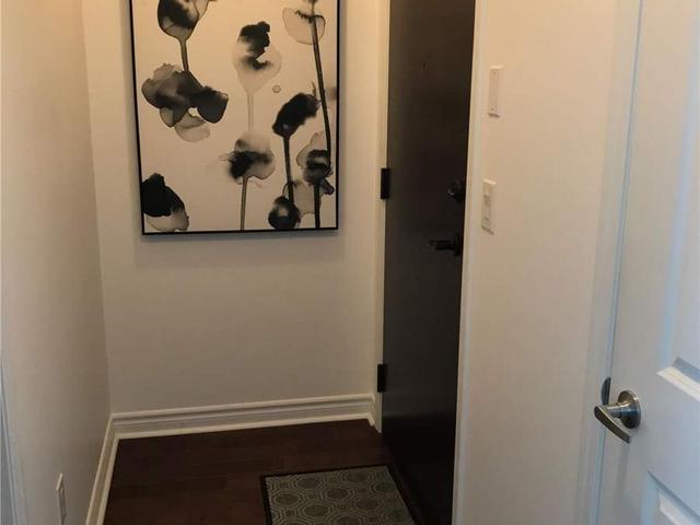 701 - 385 Prince Of Wales Dr