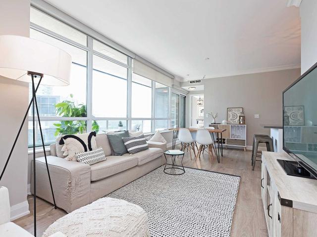 610 - 36 Park Lawn Rd