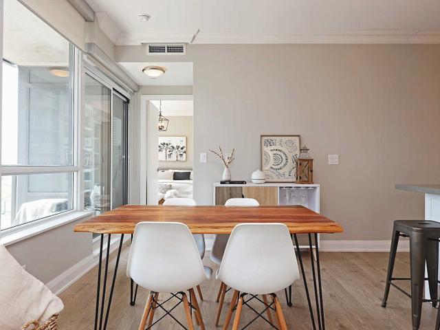 610 - 36 Park Lawn Rd