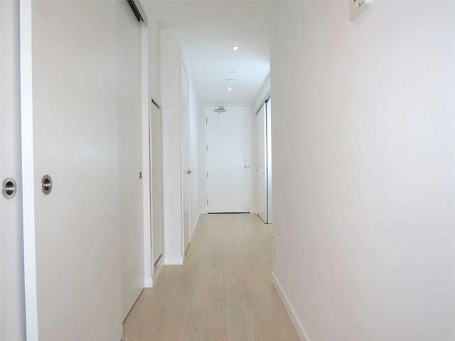 613 - 383 Sorauren Ave