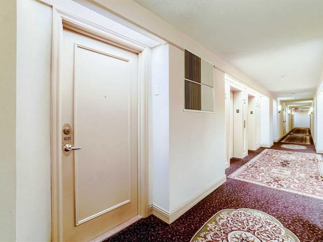 1021 - 25 Kingsbridge Garden Circ