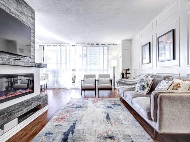 903 - 100 Quebec Ave