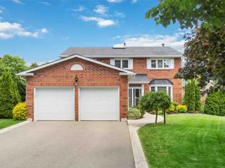 20 Mowat Crt