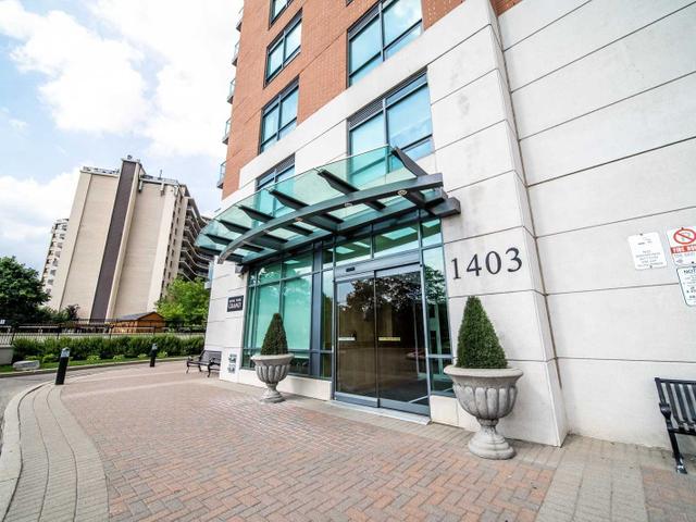 615 - 1403 Royal York Rd