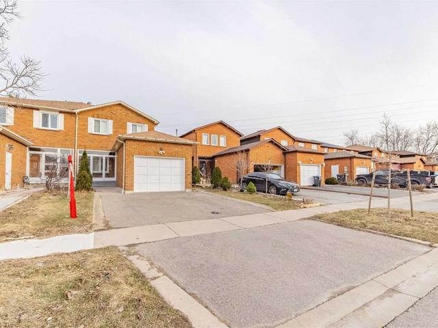 55 Tulip Dr