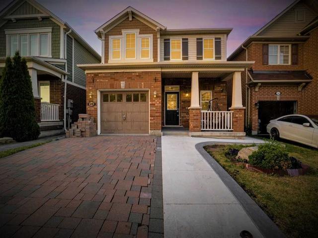 28 Saunter Crt