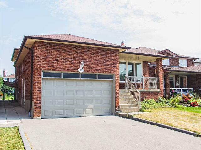 Upper - 3127 Fairfox Cres