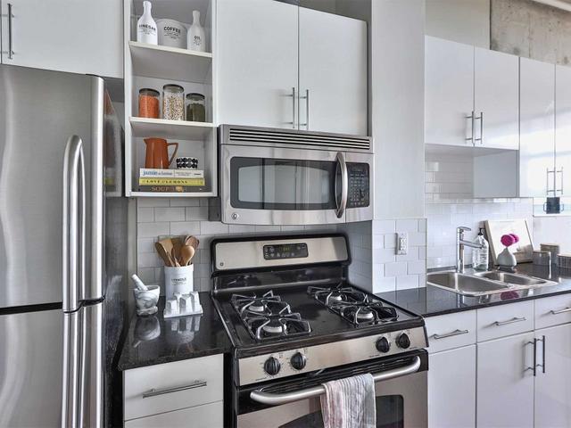 503 - 369 Sorauren Ave