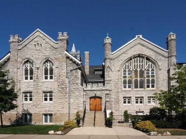 308 - 384 Sunnyside Ave