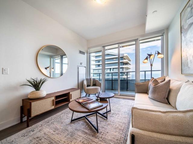 4909 - 30 Shore Breeze Dr