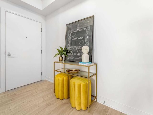 2505 - 70 Annie Craig Dr