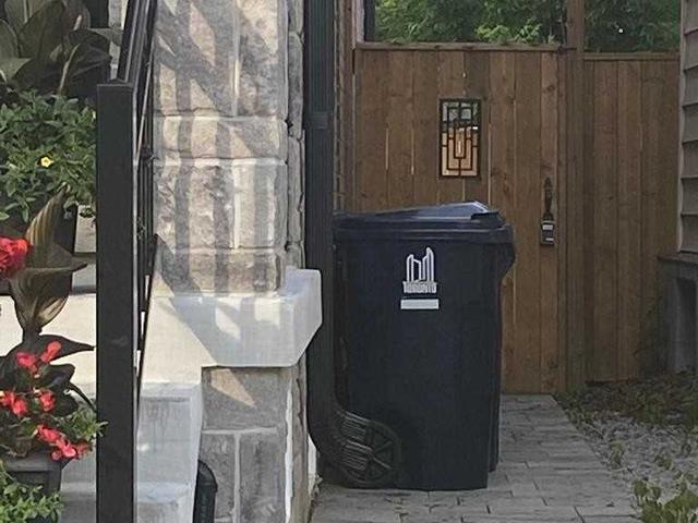 Lower - 69 Twenty Ninth St