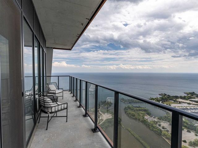 6307 - 30 Shore Breeze Dr