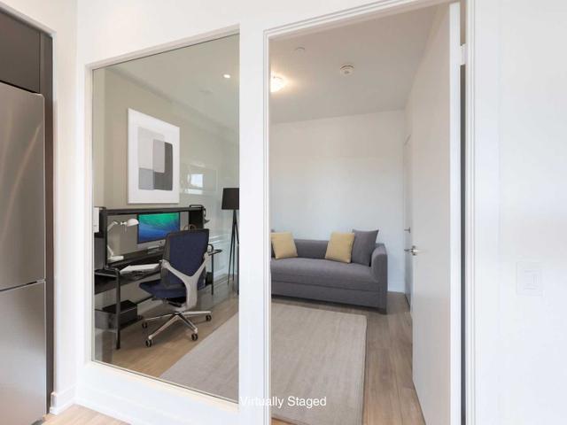 323 - 251 Manitoba St