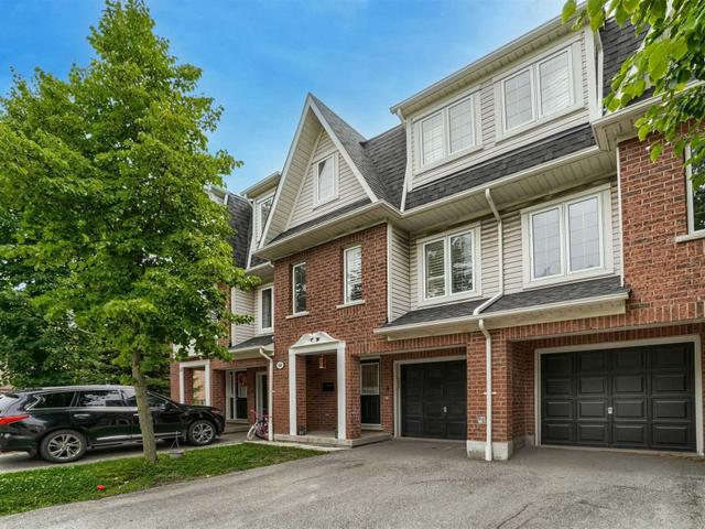 50 - 1128 Dundas St W