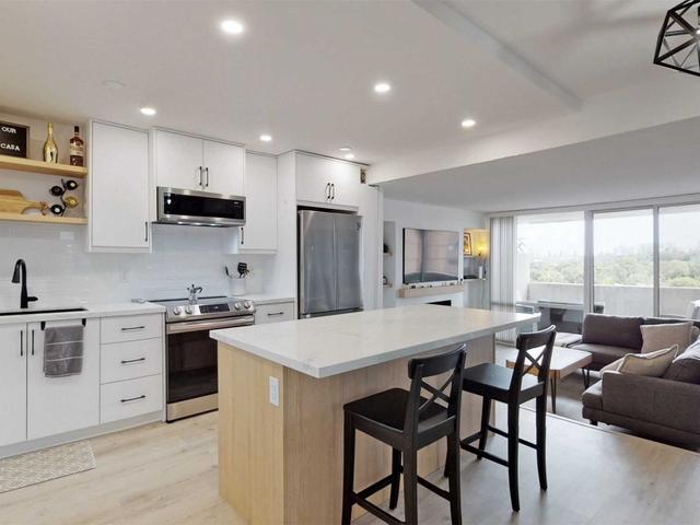 1108 - 260 Scarlett Rd