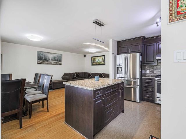 112 Taysham Cres