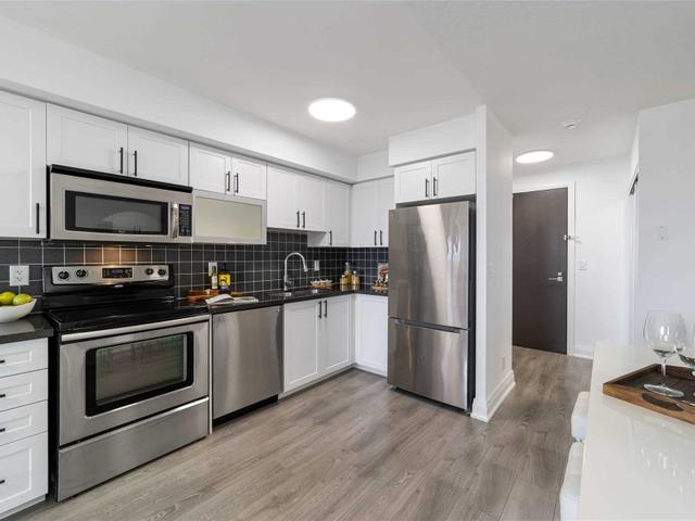 #1410 - 1 De Boers Dr